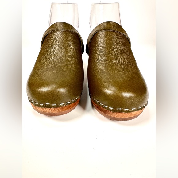 Maguba of Sweden Berkeley Olive Leather Clogs Size 37 US 7 - Picture 3 of 10